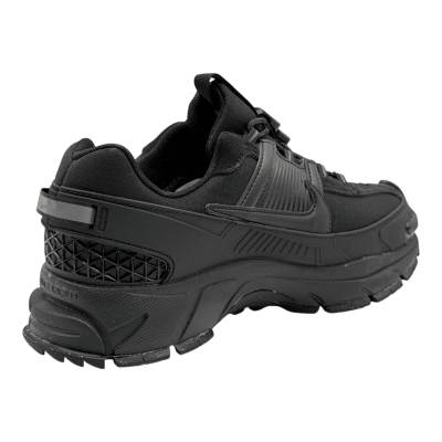 Nike Zoom Vomero 5 Roam 'Triple Black' Gore-Tex