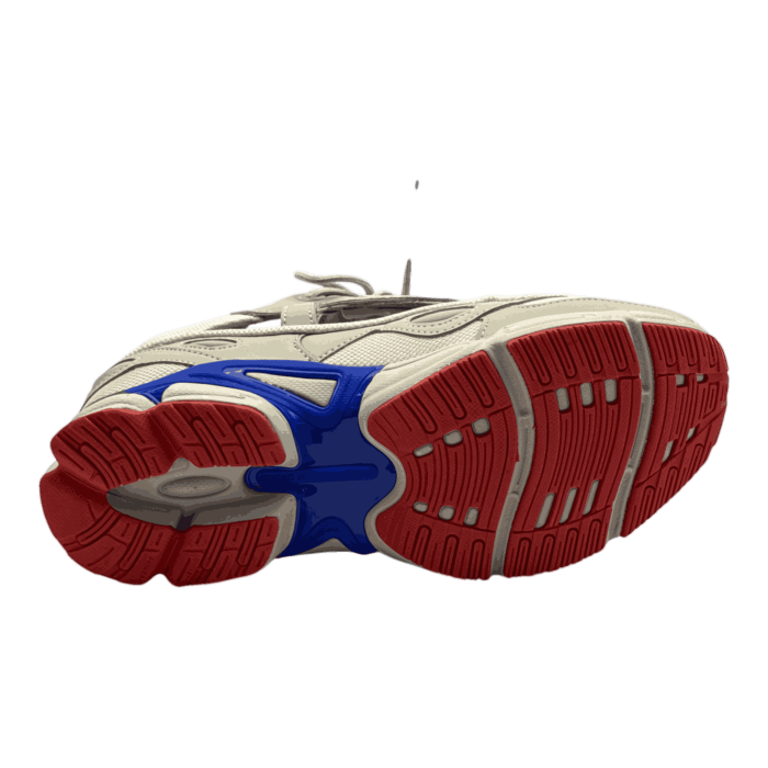 Raf Simons Ozweego Replicant 'USA' (страница 2)