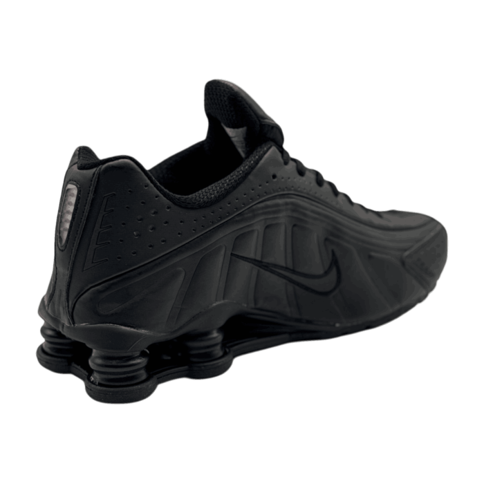 Nike Shox R4 GS 'Triple Black' (страница 6)