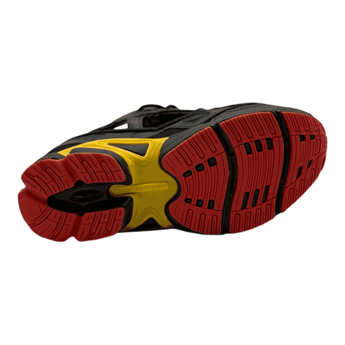 Raf Simons  Ozweego Replicant 'Belgium' (страница 3)