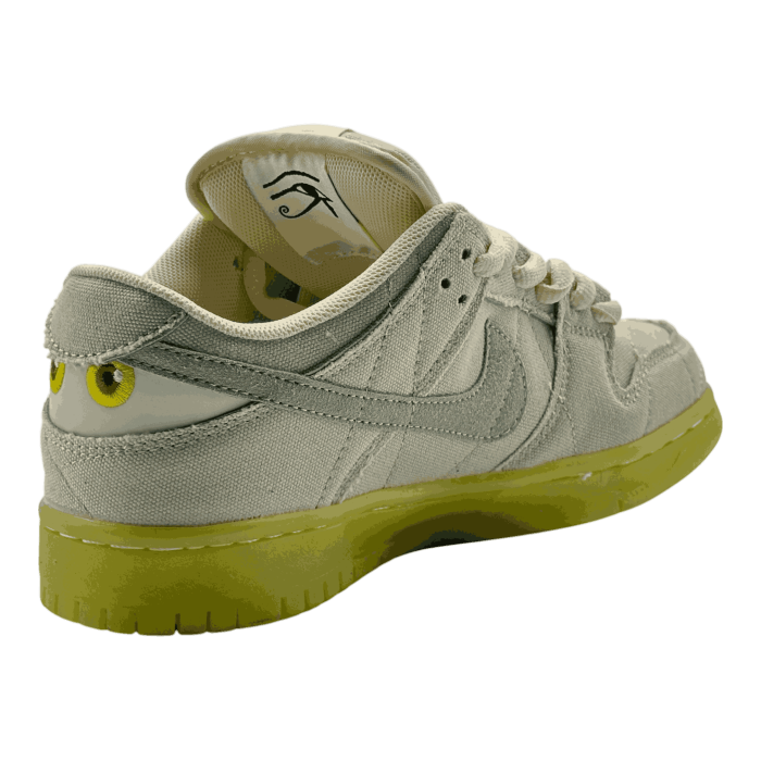 Nike SB Dunk Low 'Mummy'