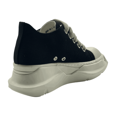 RICK OWENS DRKSHDW JUMBOLACE ABSTRACT LOW SNEAKS IN BLACK/MILK