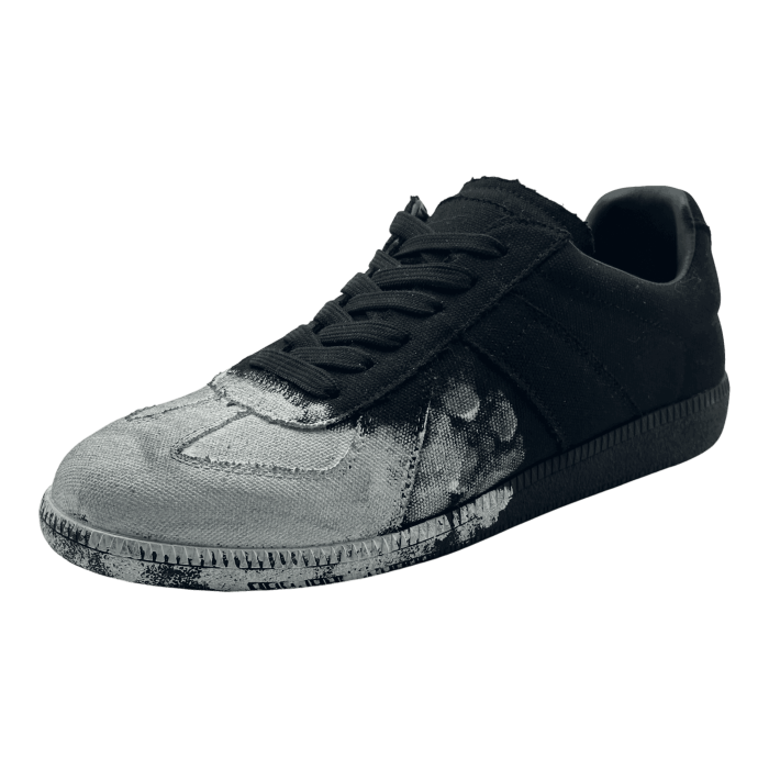 MAISON MARGIELA Replica paint splatter 'Total black/White paint'