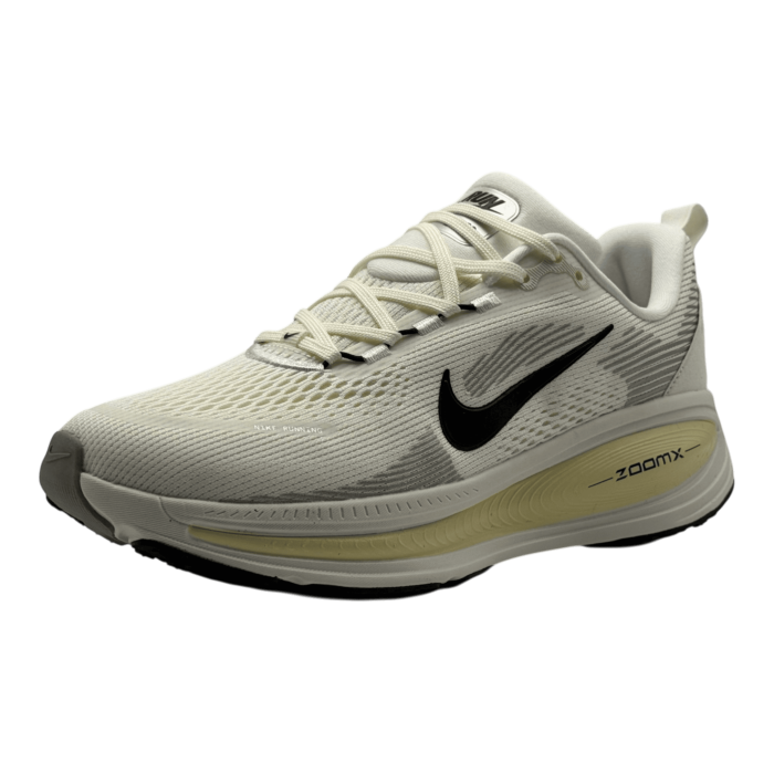 Nike Vomero 18 'Coconut Milk'