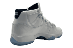 Nike Air Jordan 11 'Legend Blue' 2024 (страница 3)