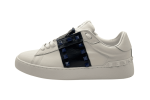 Valentino Rockstud Untitled 'White Baltic Blue'