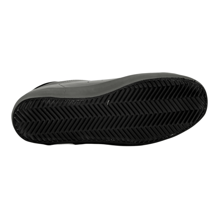 Guess 'Black'