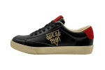 Guess 'Black Red'