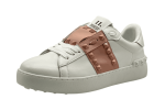 Valentino Rockstud 'Untitled - White Peach'