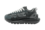 Nike VaporWaffle x Sacai 'Triple Black'