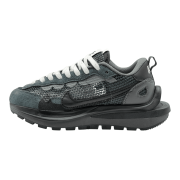 Nike VaporWaffle x Sacai 'Triple Black'