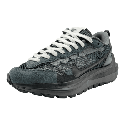 Nike VaporWaffle x Sacai 'Triple Black'