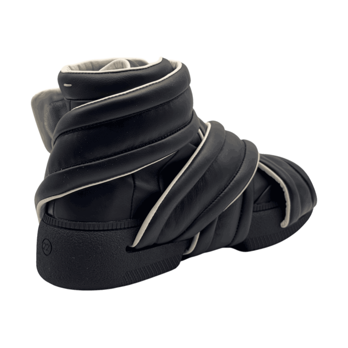 Maison Margiela Future Show 'Black'
